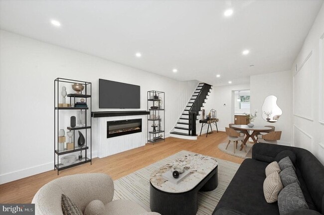 Building Photo - 1528 Manton St