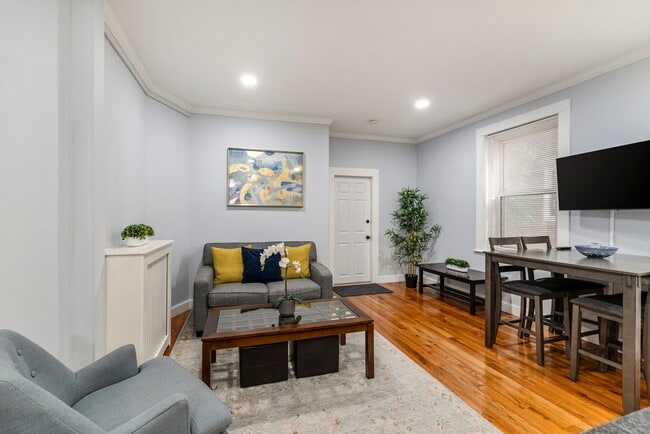 Foto del edificio - 32 Reedsdale St