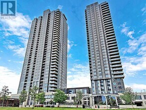 Building Photo - 275 Village Green Square