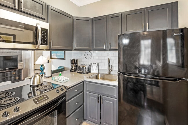 Foto del edificio - 545 E Congress St