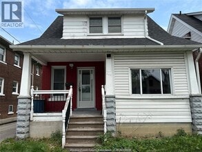 Building Photo - 442 Erie St W