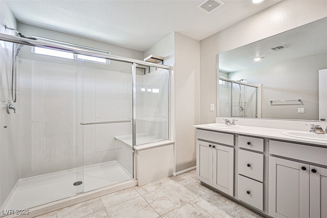 Foto principal - 9605 Eamont River St