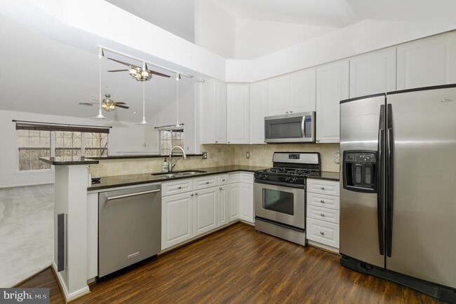 Foto del edificio - 7706 Haynes Point Way