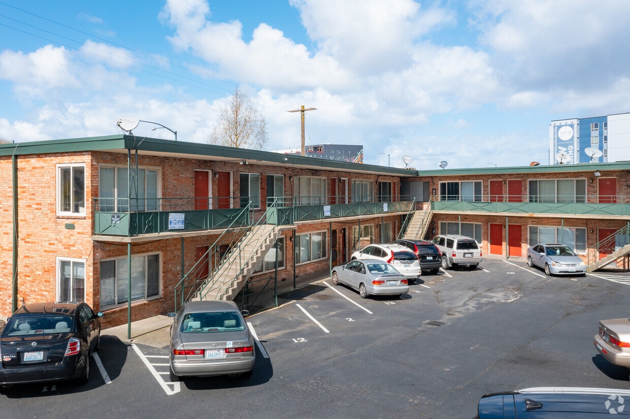 Primary Photo - 4200 S Webster St
