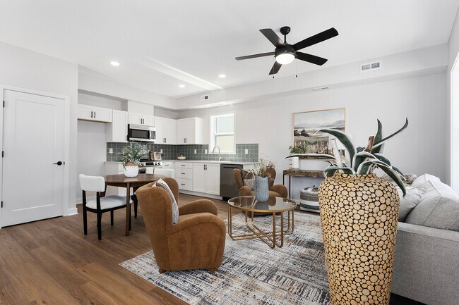 Foto del edificio - 4523 Forest Ave