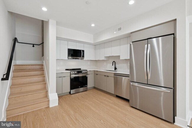Foto del edificio - 2134 Wisconsin Ave NW