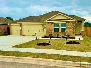 Building Photo - 3405 Mikayla Ct