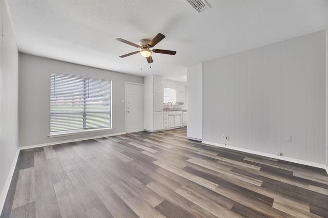 Foto del edificio - 6609 Bernadine St