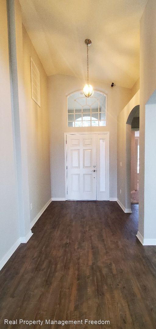 Building Photo - 4 br, 3 bath House - 8102 Carriage Pointe Dr
