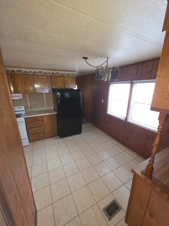 Building Photo - 4753 Marshall Ct