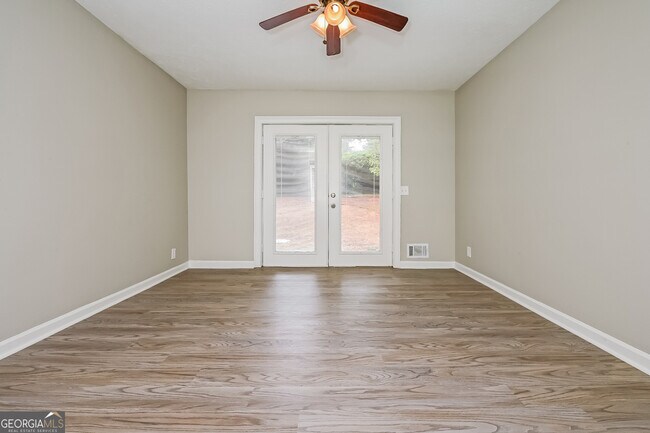 Foto del edificio - 188 Bridgewood Dr SE