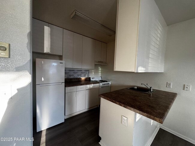 Foto del edificio - 4873 N Judy Ct