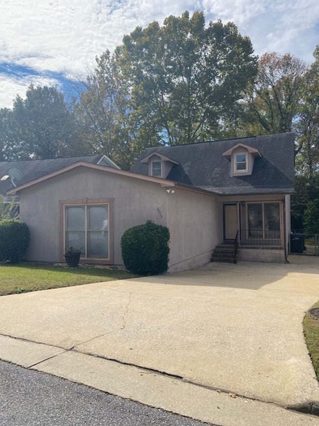 Building Photo - 6017 Bear Creek Ct