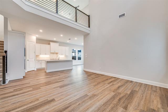 Foto del edificio - 11692 Chartwell Ct