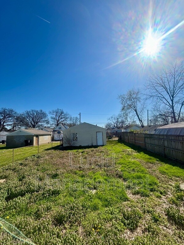 Photo - 3633 Kahlert Ave House