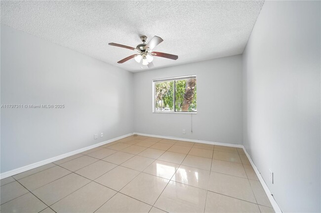 Foto del edificio - 9139 SW 138th Pl
