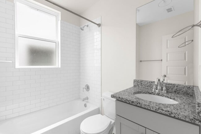 Interior Photo - Greenview Apartments - Forest Park