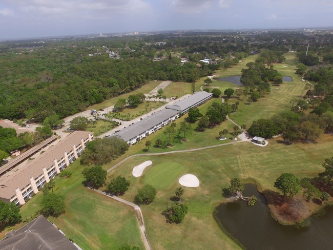 Foto del edificio - The Oaks at Rockledge Country Club