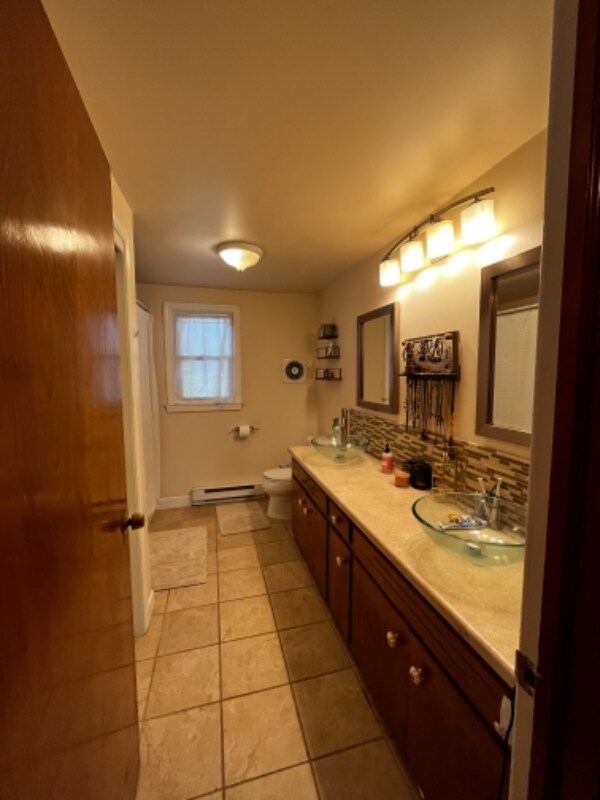 Foto del edificio - 73 Shawn Dr