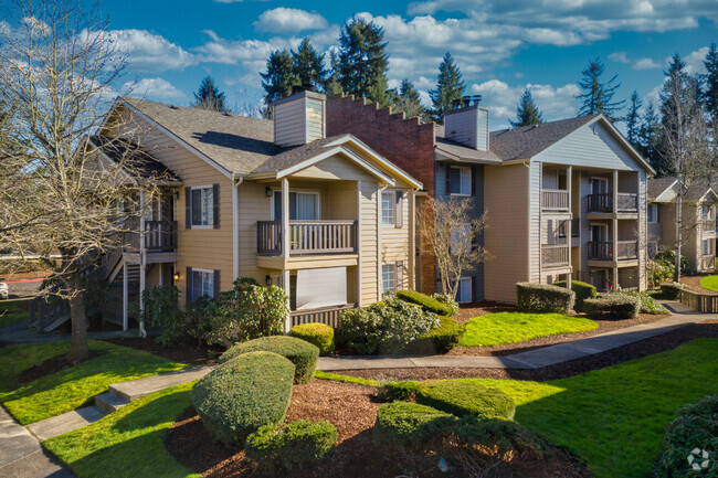 Building Photo - Forest Creek