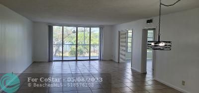 Building Photo - 3010 N Course Dr