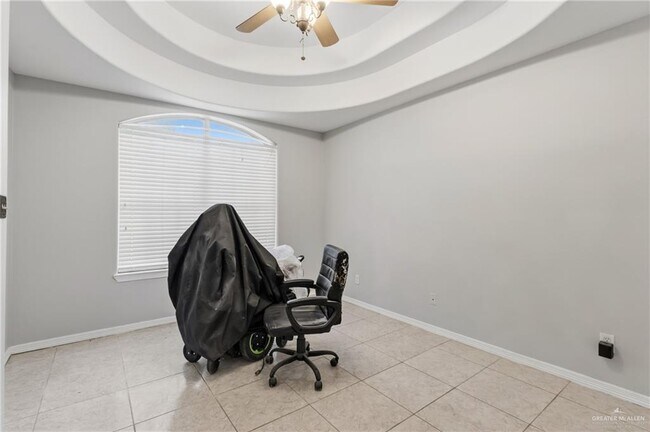 Building Photo - 21 S 25th St