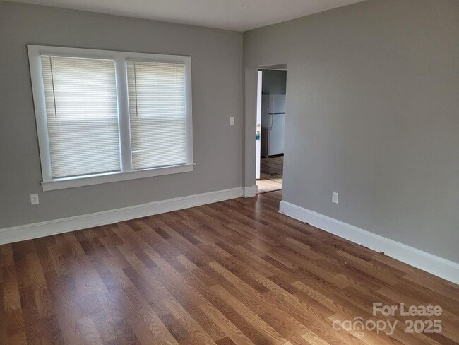 Building Photo - 216 Harrill St