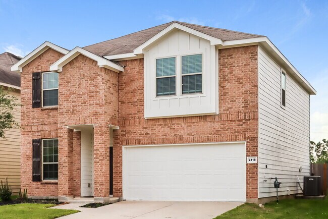 Foto del edificio - 2418 Lawn Crest Dr