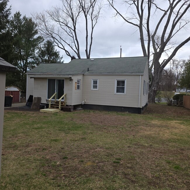 Foto del edificio - 5 Mack Dr