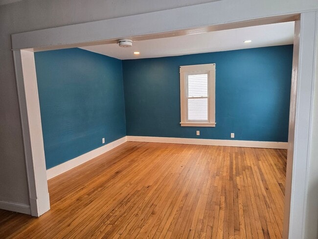 Building Photo - 49 Royal St