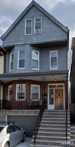 Primary Photo - 19 Cooper Pl