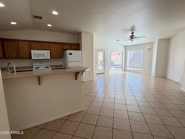 Foto del edificio - 5036 E Catalina Ct