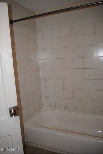 Foto del edificio - 3173 W 38th St