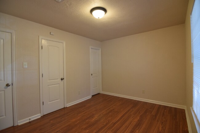 Foto del edificio - 706 Traci Dr