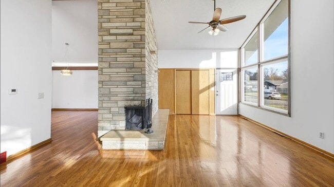 Building Photo - 5577 Cherrywood Rd