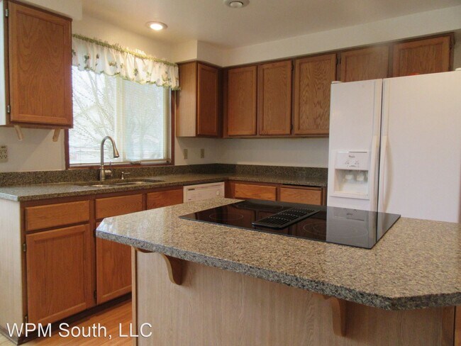Foto del edificio - 3 br, 2.5 bath House - 19344 133rd Ave SE