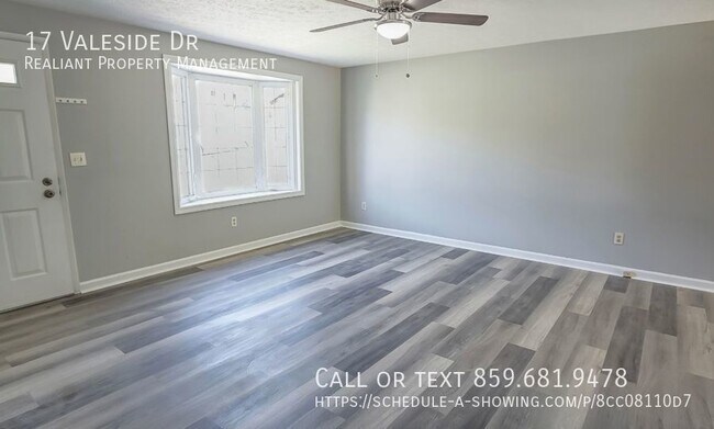 Building Photo - 17 Valeside Dr