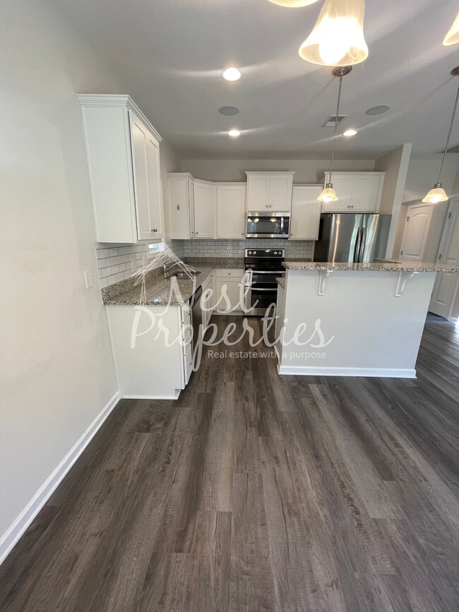 Foto del edificio - 1236 Deep Creek Rd