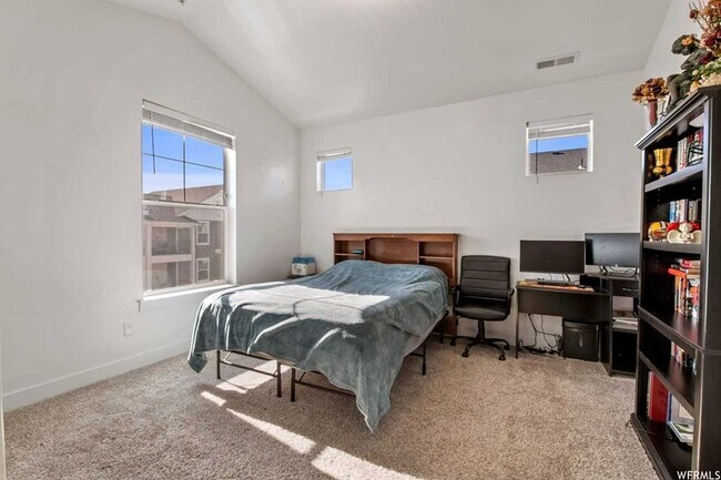 Foto del edificio - 508 N 360 W
