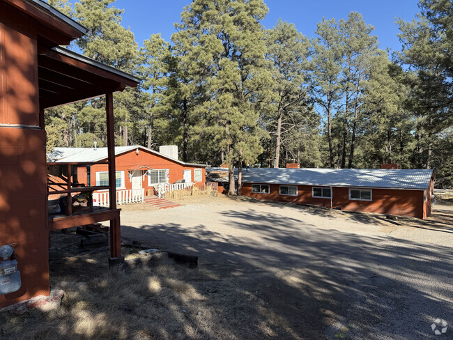 Primary Photo - Woodlands Cabins