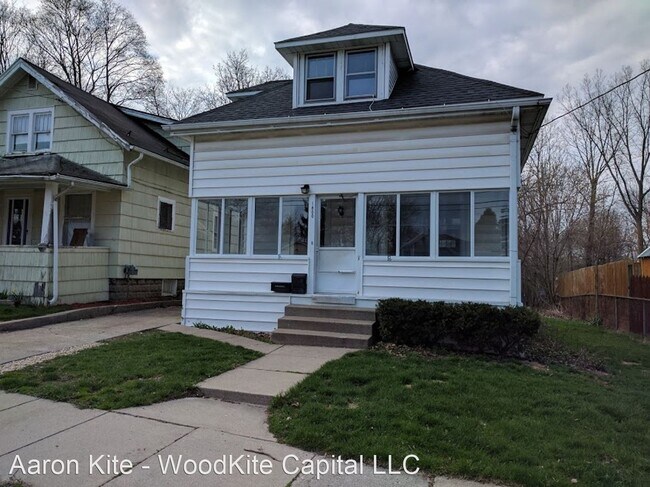 Building Photo - 2 br, 1 bath House - 1800 Donora