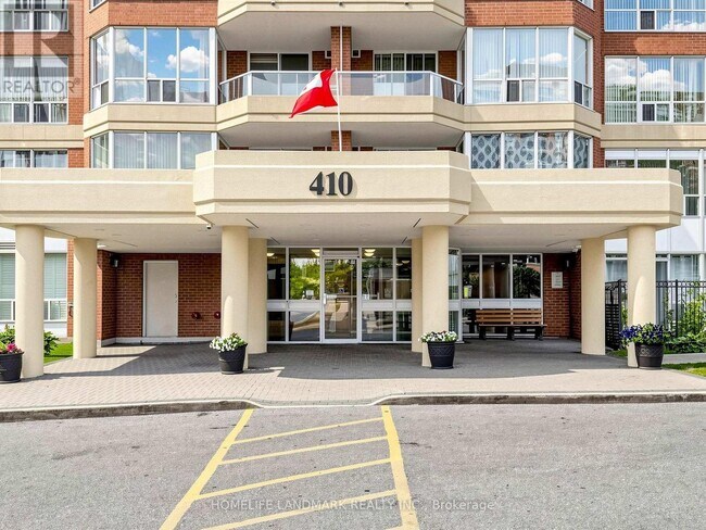 Photo du bâtiment - 410 McLevin Ave