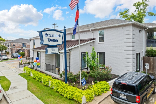 Building Photo - Stratford House Apartments