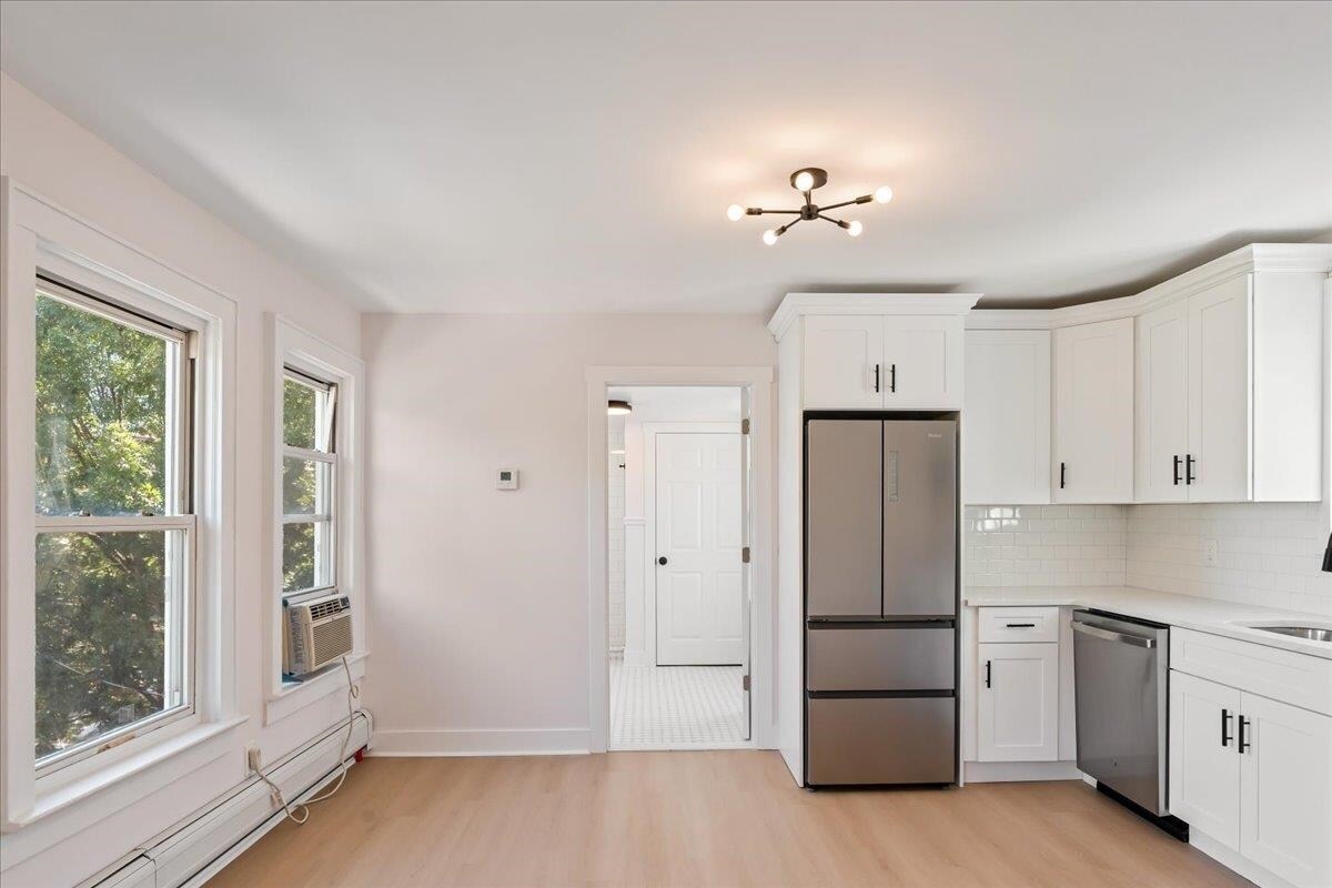 Primary Photo - 230 Brunswick St