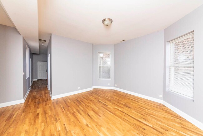 Foto del edificio - 7237 S Ridgeland Ave