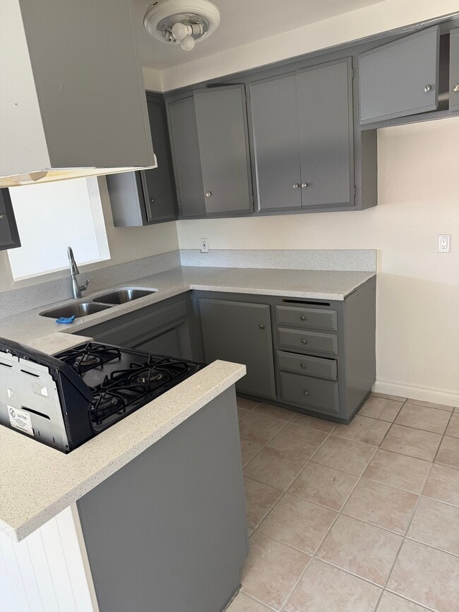 Building Photo - 13582 Arizona St