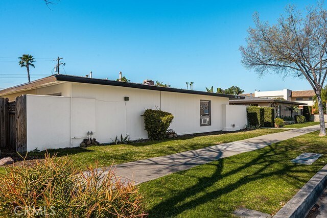 Foto del edificio - 784 N Shattuck Pl