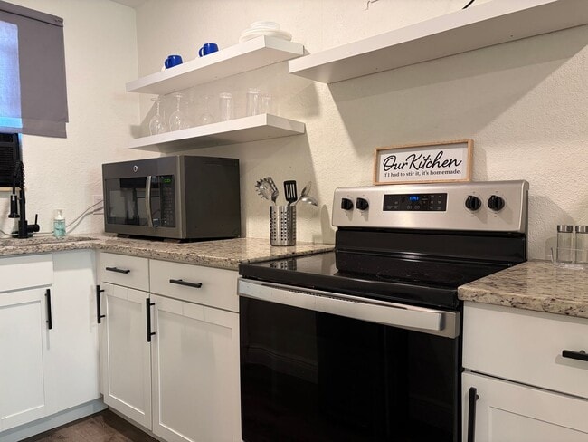 Photo - Renovated Studio House