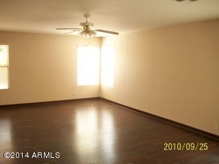 Foto del edificio - 2905 E Liberty Ln