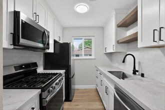 Building Photo - 6281 Cavan Dr